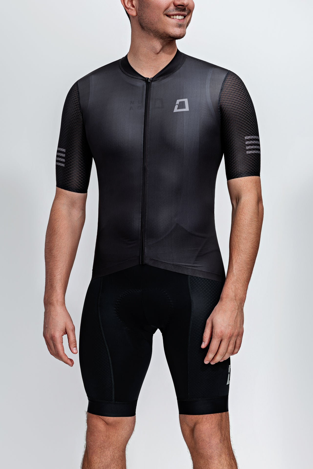 Men’s Short Sleeve Jersey STYLE